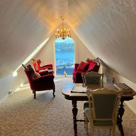 Havblikk Boutique Hotel *